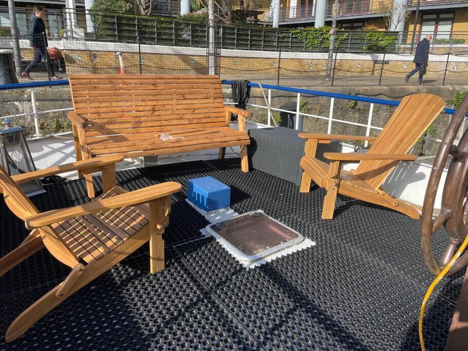 Hotel Historic Dutch Barge, Idyllic Location London Exterior foto
